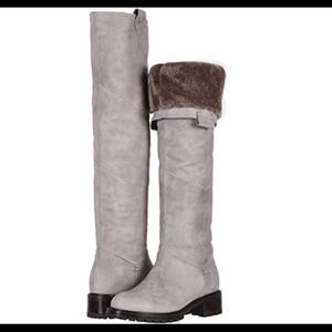 Ross & Snow Italian Elena Morning Dove Boots size 9 NWT